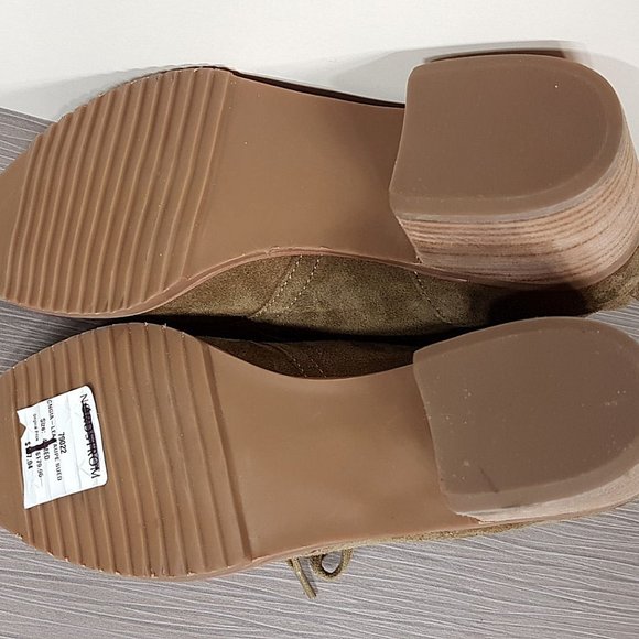 Caslon 'Gia' Lace-Up Bootie, Taupe Suede, Womens Size 8 US / 38 - Picture 9 of 9